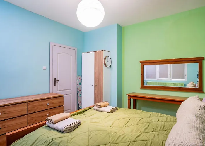 Апартамент Life In Colours - Artistic 1bd *