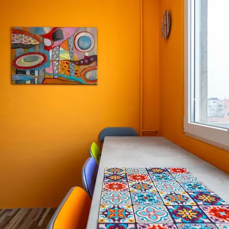 Life In Colours - Artistic 1bd صوفيا